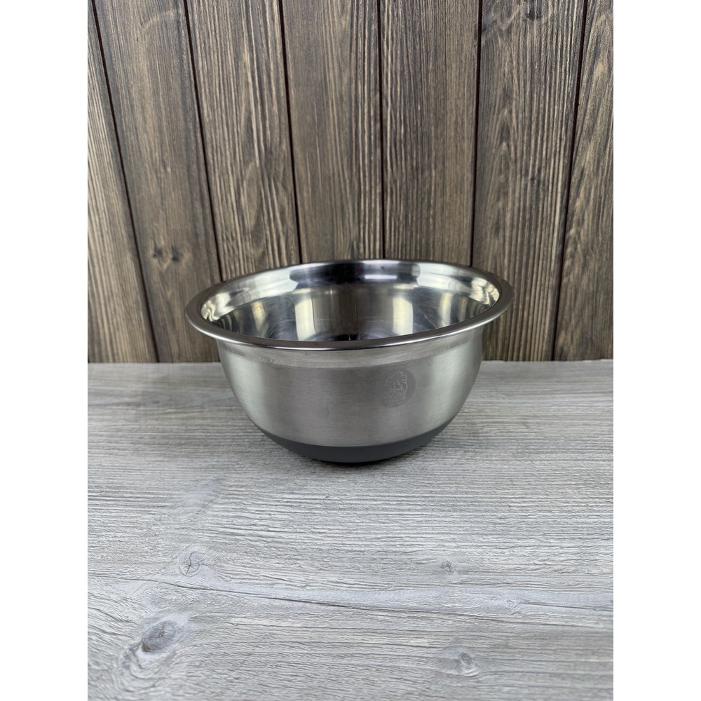 Royal Prestige Stainless Steel Mixing Bowl 8.75" Gray Non Slip Silicone Base